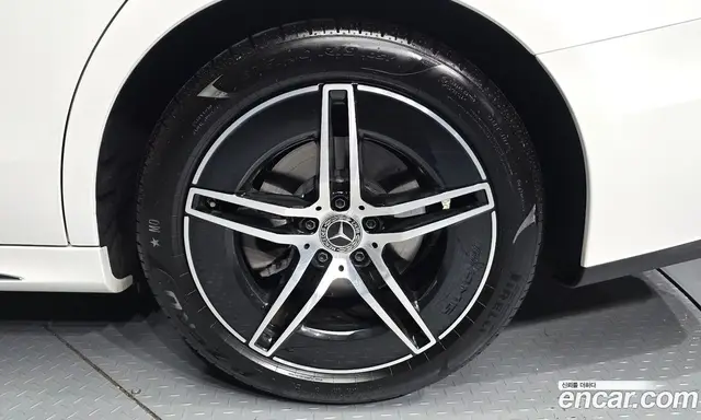 Mercedes-Benz E-Class 2025 2.0 гидро, миниатюра 7 Mercedes-Benz E-Class 2025 2.0 гидро, миниатюра 7