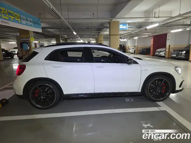 Mercedes-Benz GLA-Class 2017 2.0 гидро, миниатюра 10 Mercedes-Benz GLA-Class 2017 2.0 гидро, миниатюра 10