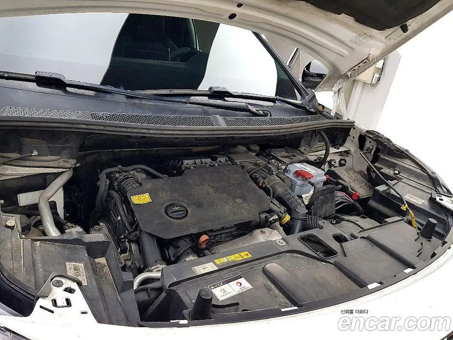 Peugeot 3008 2019 1.5 автомат (гидро), фото 6