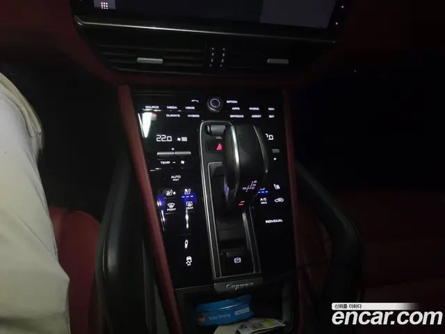 Porsche Cayenne 2021 3.0 автомат (гидро), миниатюра 11