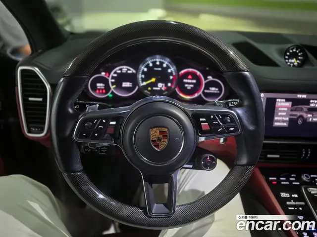 Porsche Cayenne 2021 3.0 автомат (гидро), миниатюра 9
