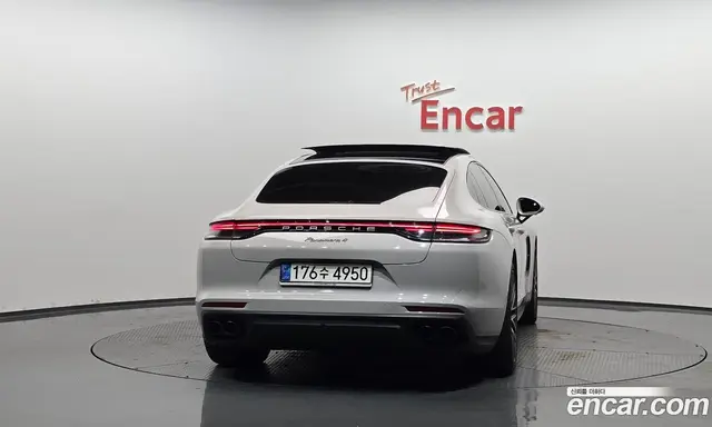 Porsche Panamera 2022 2.9 автомат (гидро), миниатюра 3