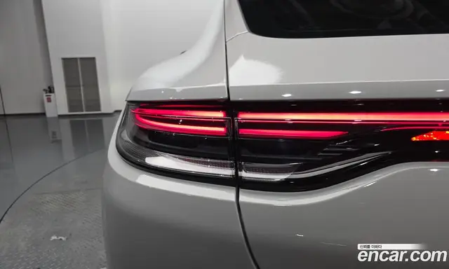 Porsche Panamera 2022 2.9 автомат (гидро), миниатюра 8