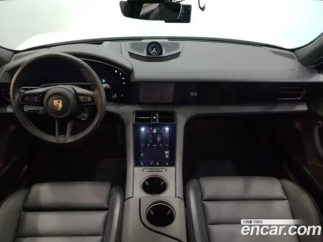 Porsche Taycan 2022 0.1 автомат (гидро), миниатюра 7
