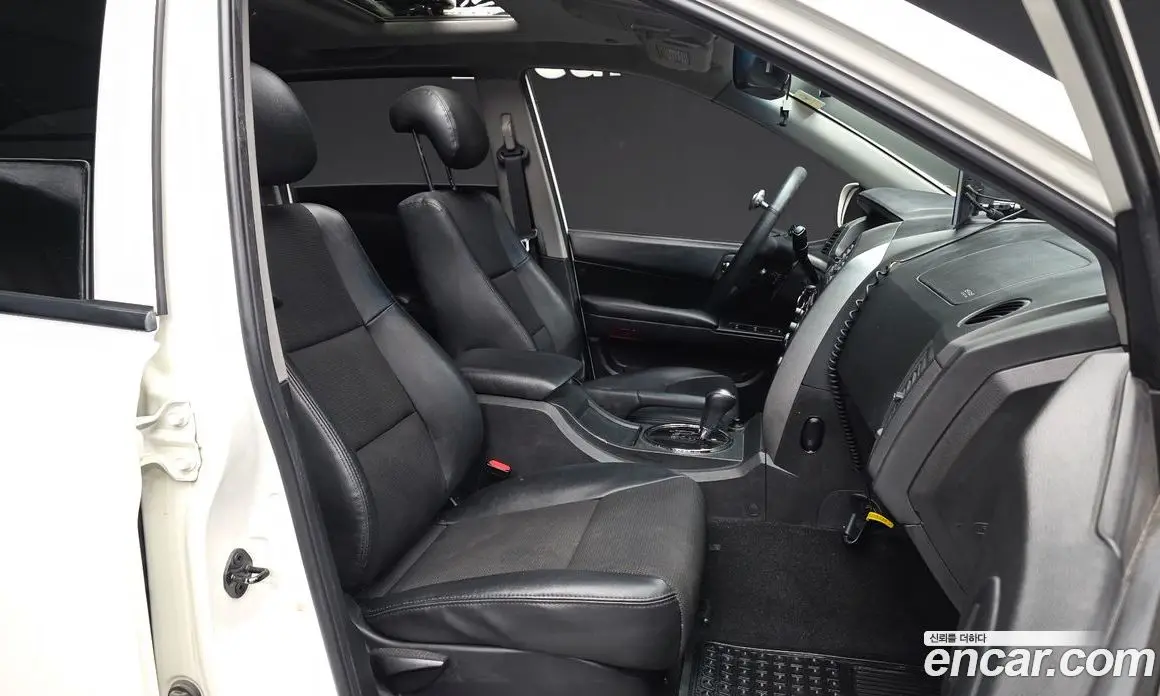 SsangYong Korando 2012 2.0 автомат (гидро), фото 11