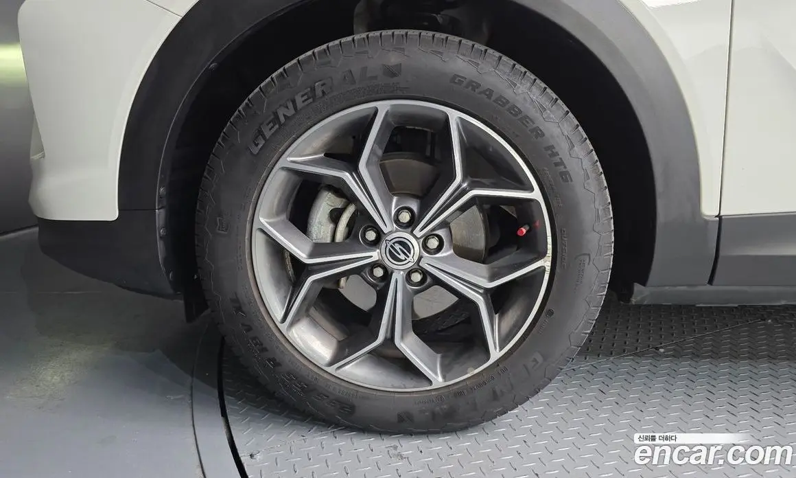SsangYong Korando 2020 1.6 автомат (гидро), фото 5