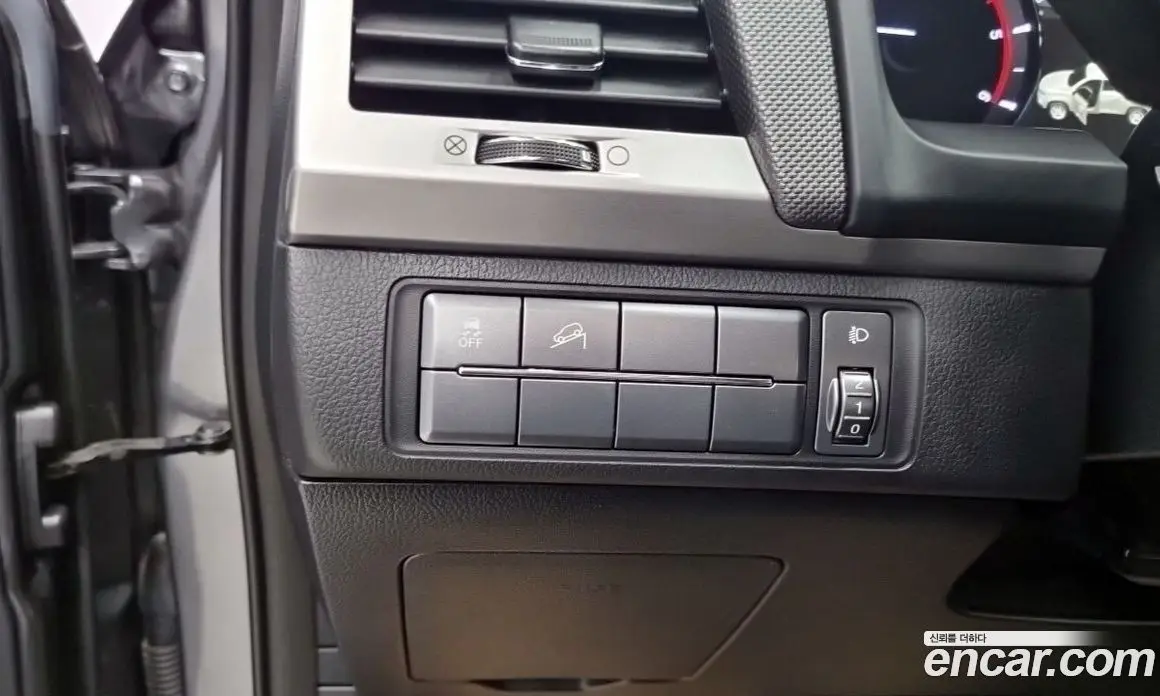 SsangYong Rexton 2019 2.2 автомат (гидро), фото 14