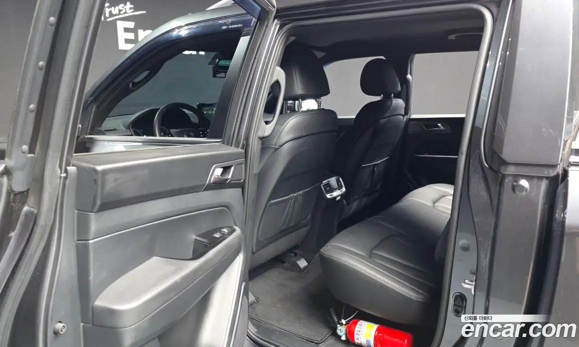 SsangYong Rexton 2025 2.2 автомат (гидро), фото 16