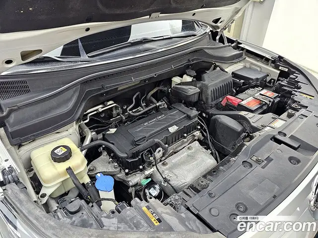 SsangYong TIBOLI 2018 1.6 автомат (гидро), миниатюра 6