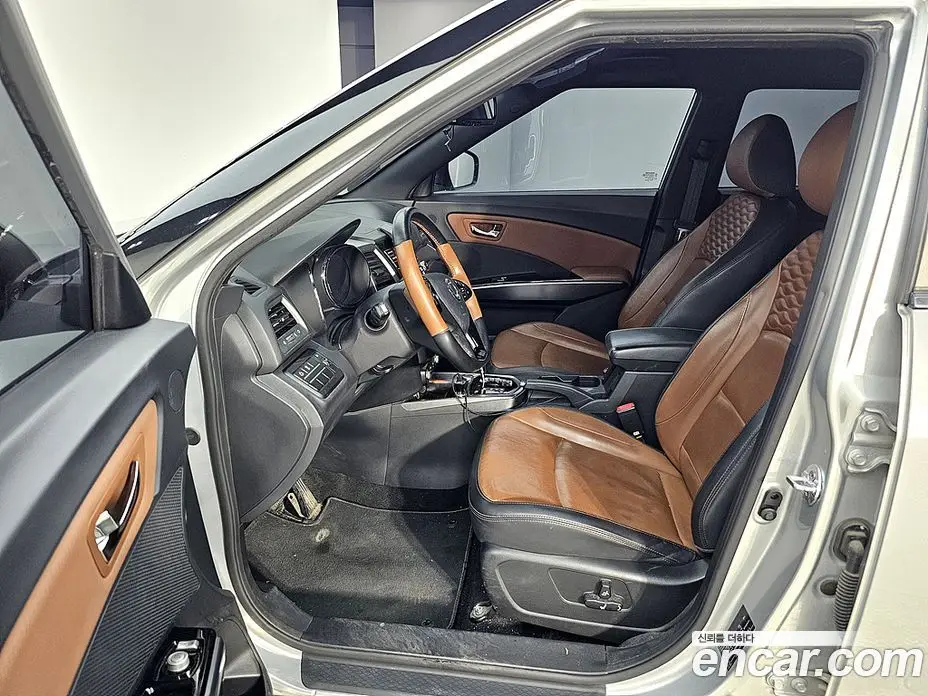 SsangYong TIBOLI 2018 1.6 автомат (гидро), фото 8