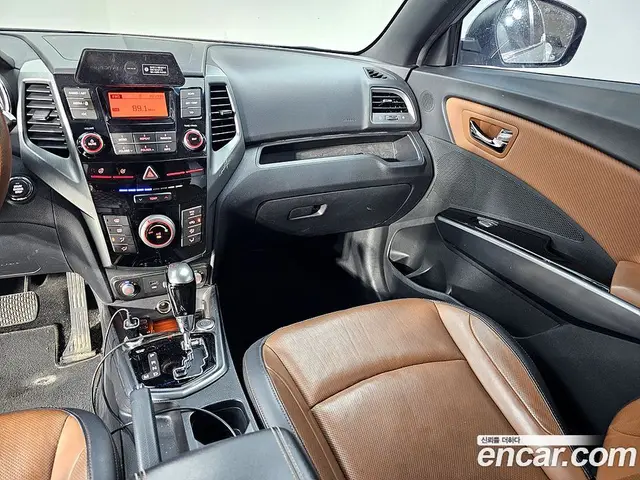 SsangYong TIBOLI 2018 1.6 автомат (гидро), миниатюра 10