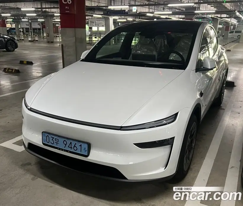 Tesla Model Y 2026 3.0 автомат (гидро), фото 1 Tesla Model Y 2026 3.0 автомат (гидро), фото 1