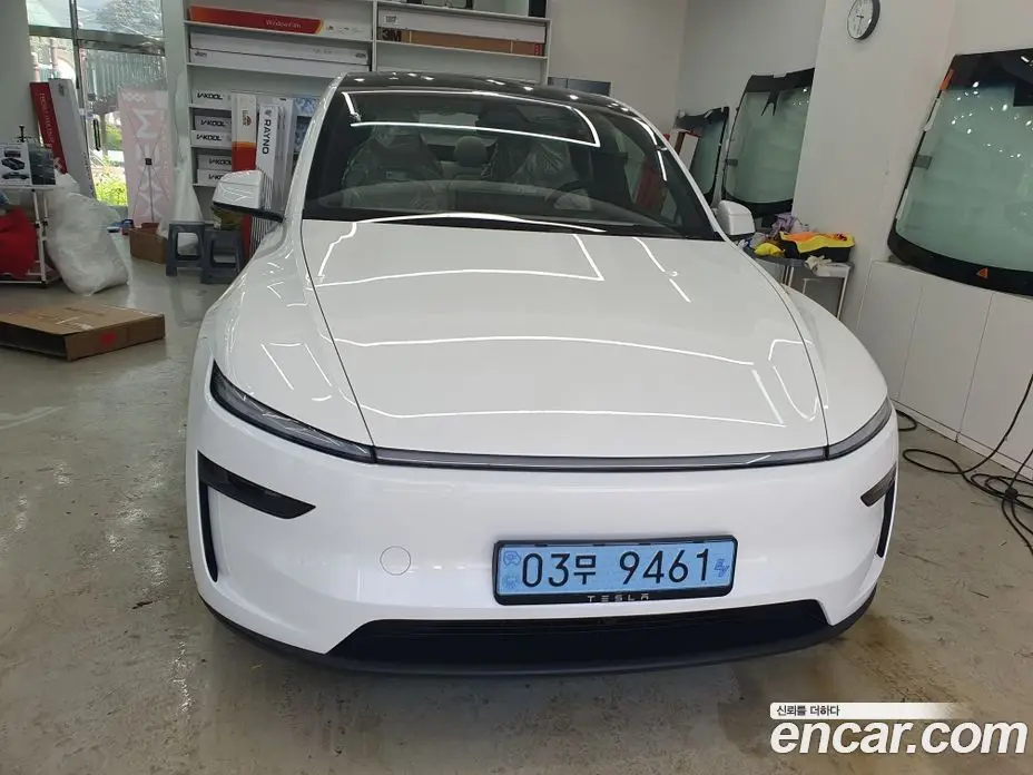 Tesla Model Y 2026 3.0 автомат (гидро), фото 13 Tesla Model Y 2026 3.0 автомат (гидро), фото 13
