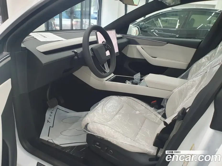 Tesla Model Y 2026 3.0 автомат (гидро), фото 14 Tesla Model Y 2026 3.0 автомат (гидро), фото 14