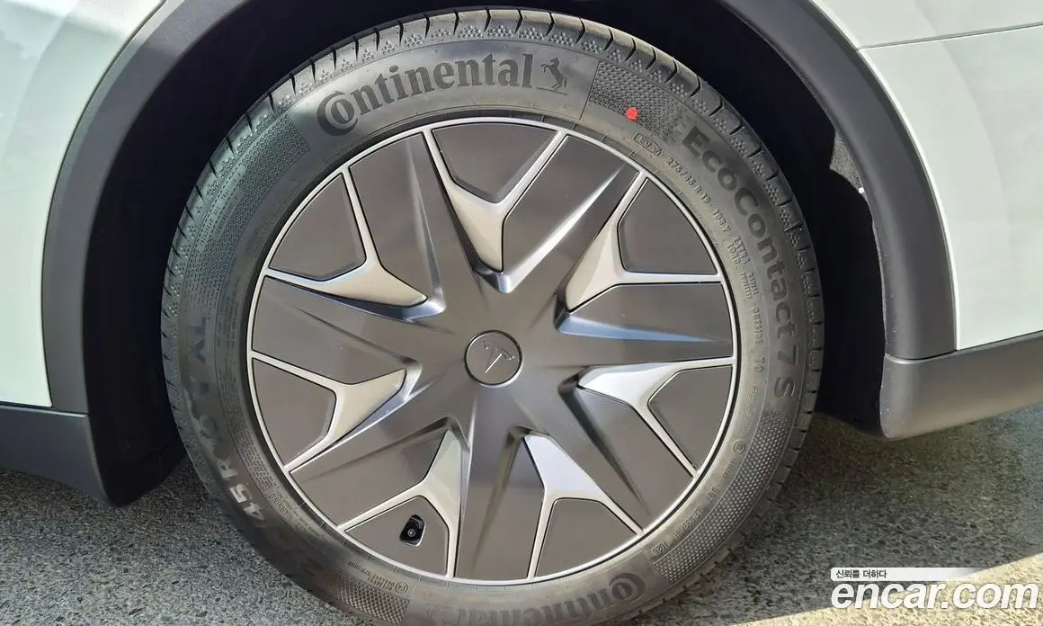 Tesla Model Y 2026 3.0 автомат (гидро), фото 17 Tesla Model Y 2026 3.0 автомат (гидро), фото 17