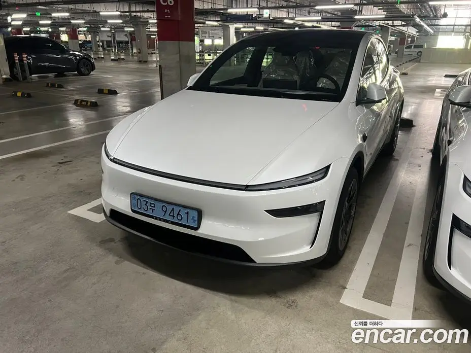 Tesla Model Y 2026 3.0 автомат (гидро), фото 4 Tesla Model Y 2026 3.0 автомат (гидро), фото 4