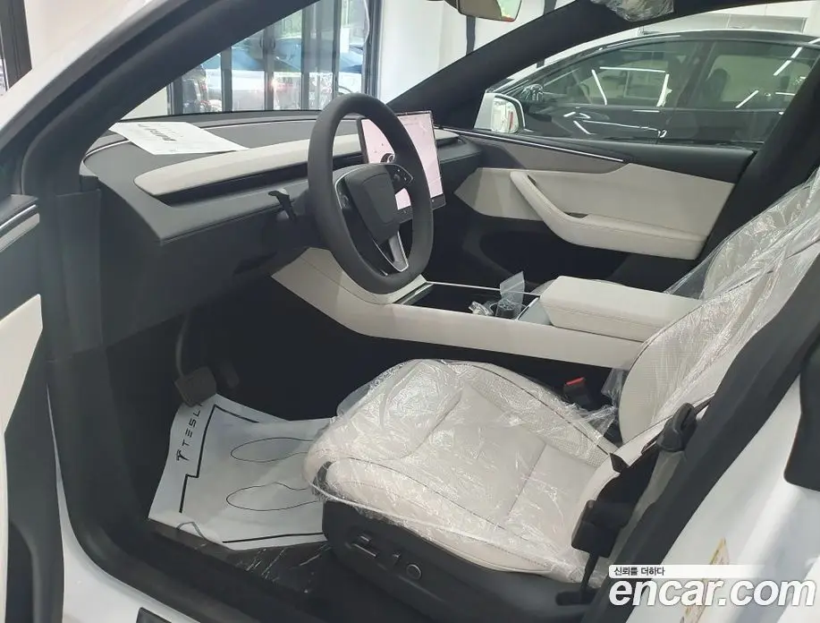 Tesla Model Y 2026 3.0 автомат (гидро), фото 7 Tesla Model Y 2026 3.0 автомат (гидро), фото 7