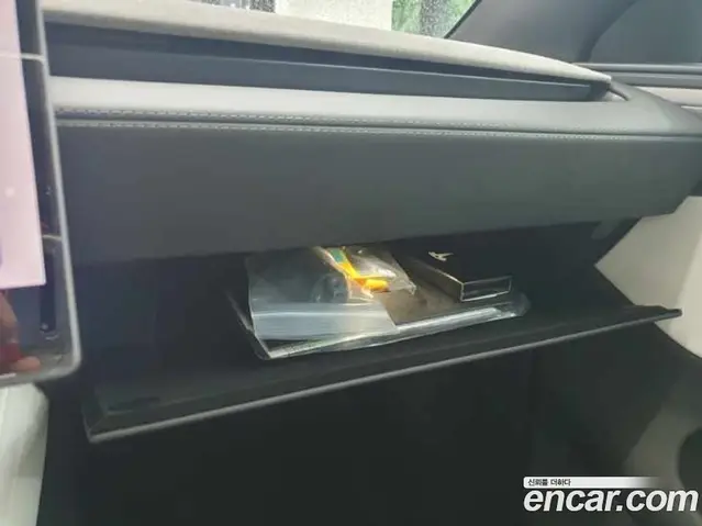 Tesla Model Y 2026 3.0 автомат (гидро), миниатюра 8 Tesla Model Y 2026 3.0 автомат (гидро), миниатюра 8