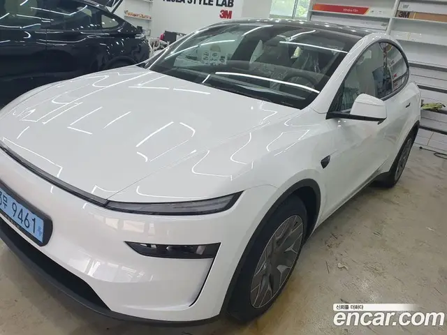 Tesla Model Y 2026 3.0 автомат (гидро), миниатюра 10 Tesla Model Y 2026 3.0 автомат (гидро), миниатюра 10