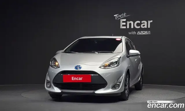 Toyota Prius 2019 1.5 автомат (гидро), миниатюра 3 Toyota Prius 2019 1.5 автомат (гидро), миниатюра 3