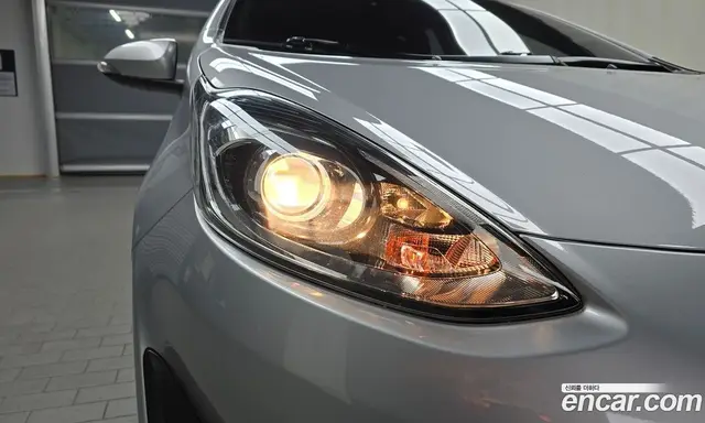 Toyota Prius 2019 1.5 автомат (гидро), миниатюра 8 Toyota Prius 2019 1.5 автомат (гидро), миниатюра 8