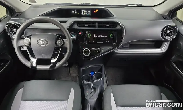 Toyota Prius 2019 1.5 автомат (гидро), миниатюра 10 Toyota Prius 2019 1.5 автомат (гидро), миниатюра 10