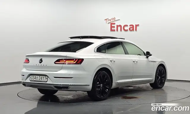 Volkswagen Arteon 2019 2.0 автомат (гидро), миниатюра 2