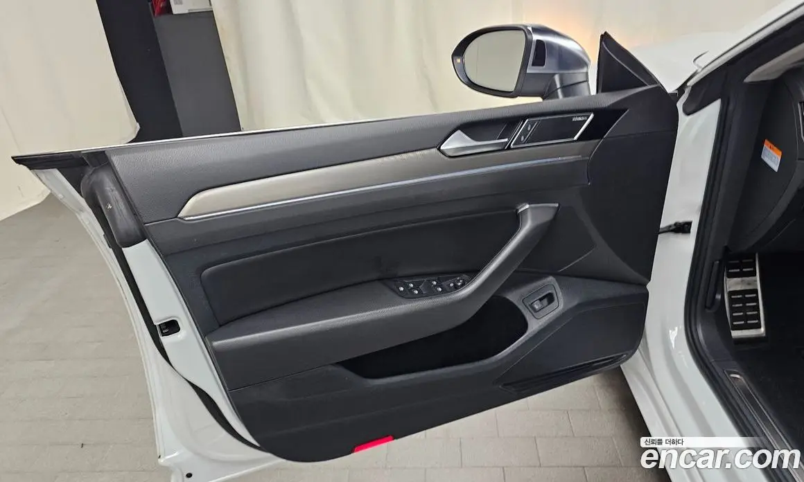 Volkswagen Arteon 2019 2.0 автомат (гидро), фото 14