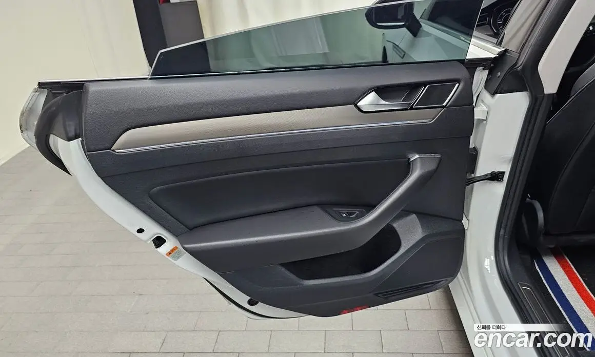 Volkswagen Arteon 2019 2.0 автомат (гидро), фото 15