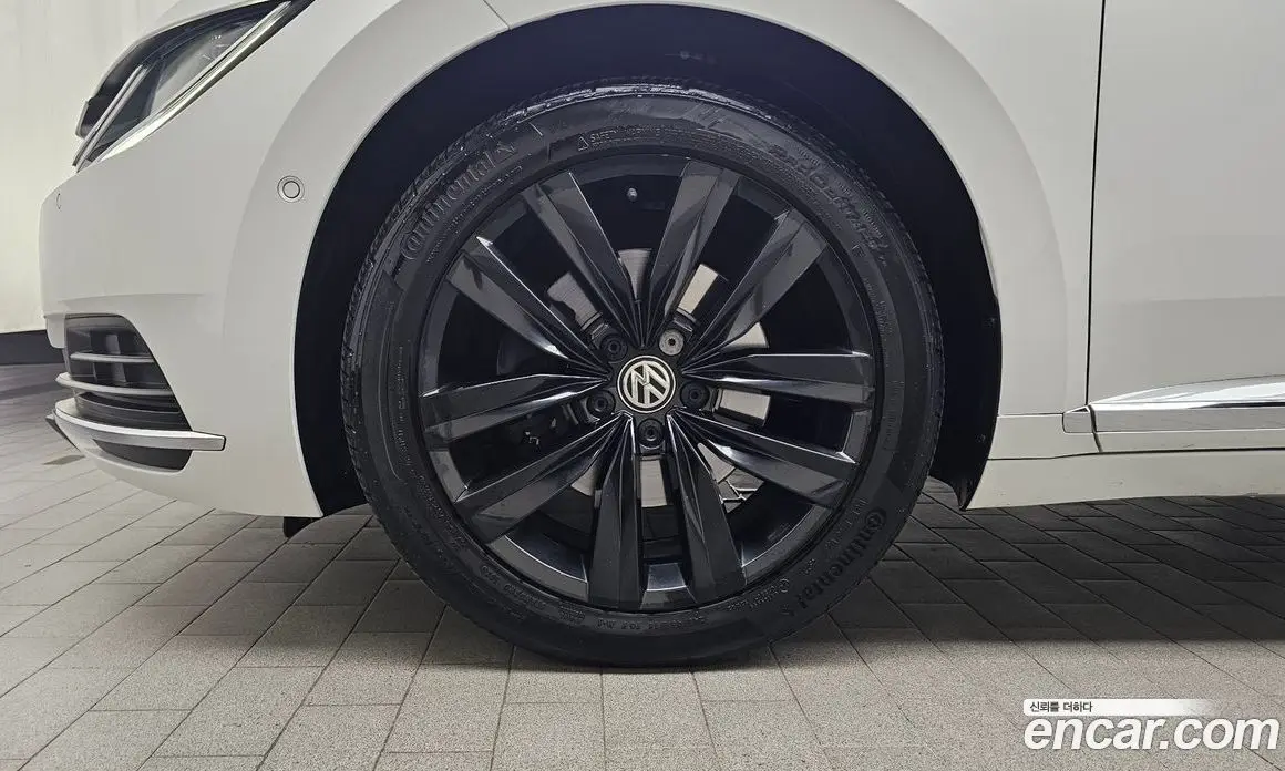Volkswagen Arteon 2019 2.0 автомат (гидро), фото 5