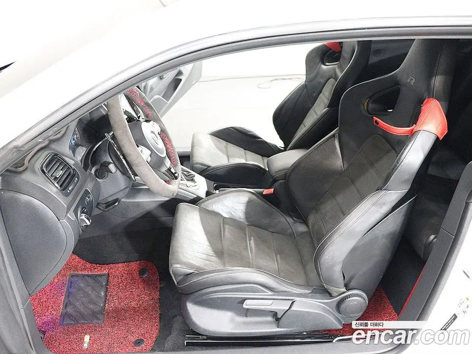 Volkswagen Scirocco 2012 2.0 автомат (гидро), фото 20