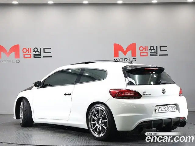 Volkswagen Scirocco 2012 2.0 автомат (гидро), миниатюра 4