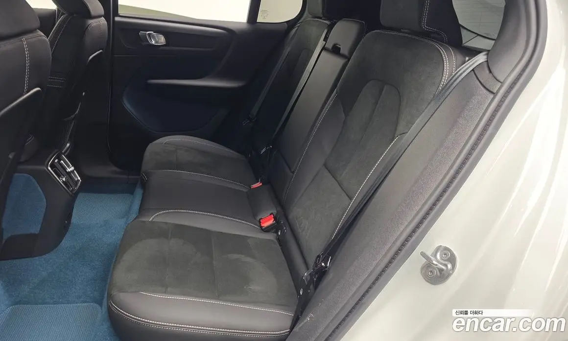 Volvo C40 2022 0.2 автомат (гидро), фото 15