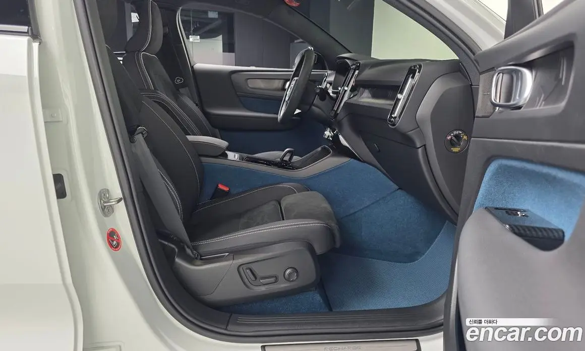 Volvo C40 2022 0.2 автомат (гидро), фото 16