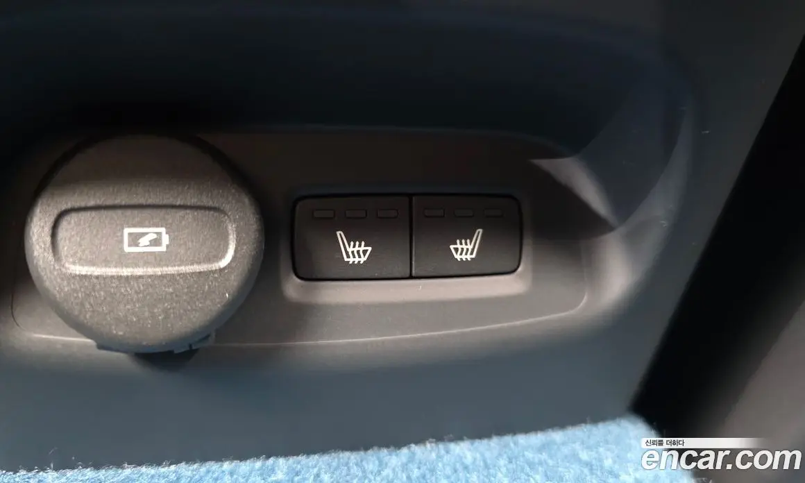 Volvo C40 2022 0.2 автомат (гидро), фото 23