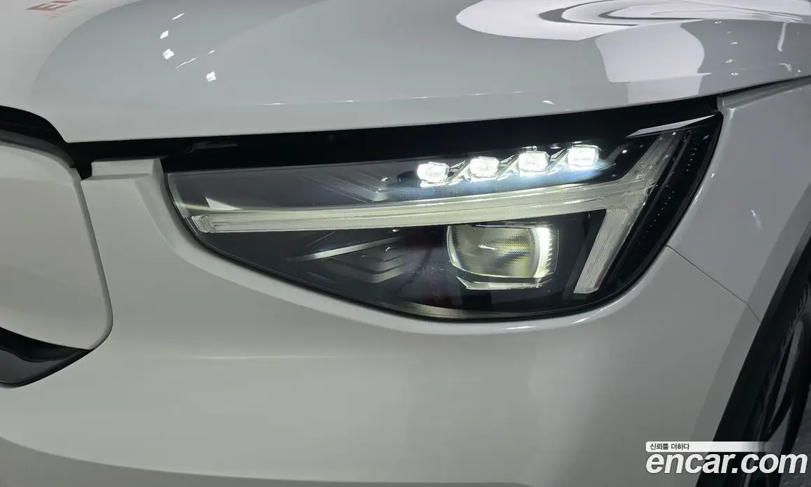 Volvo C40 2022 0.2 автомат (гидро), фото 7