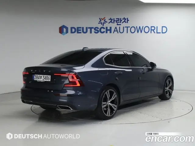 Volvo S60 2021 2.0 автомат (гидро), миниатюра 2