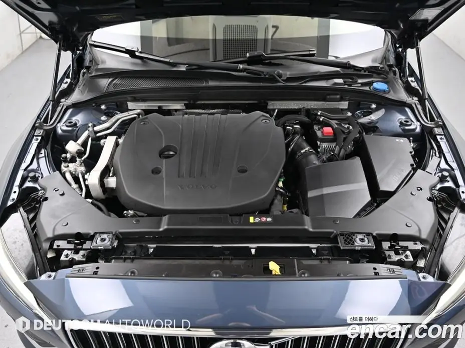 Volvo S60 2021 2.0 автомат (гидро), фото 6