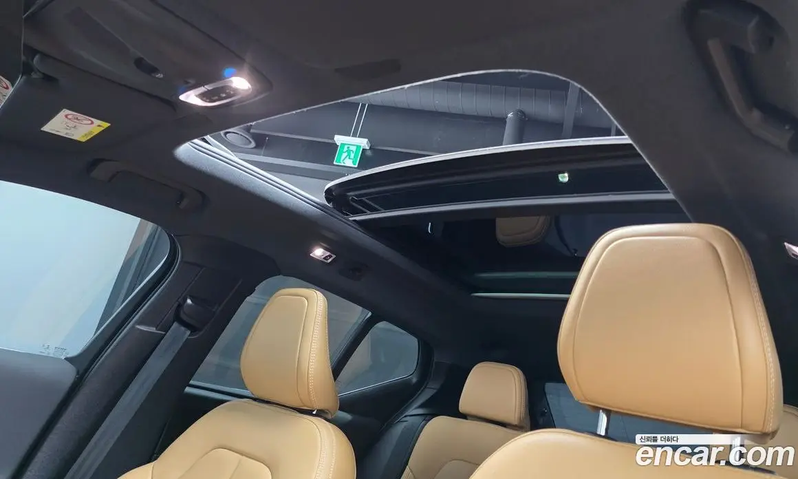 Volvo XC40 2021 2.0 автомат (гидро), фото 18