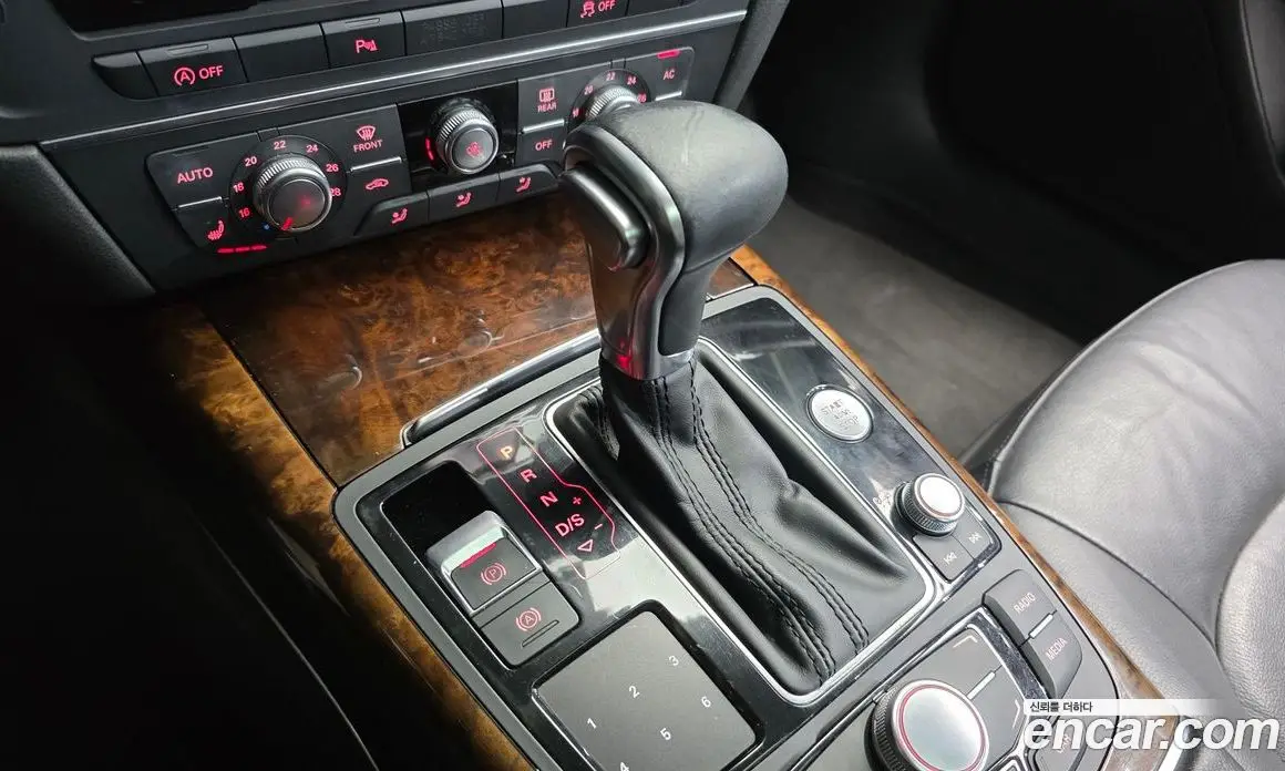 Audi A6 2013 3.0 автомат (гидро), фото 9