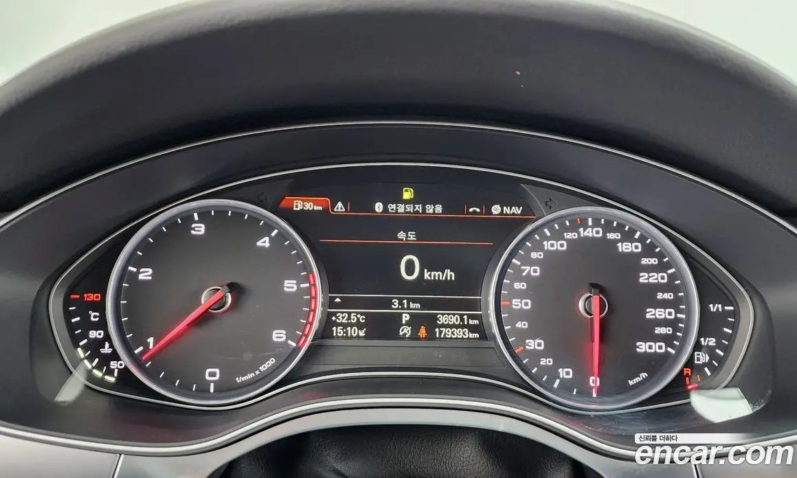 Audi A6 2015 2.0 автомат (гидро), фото 8