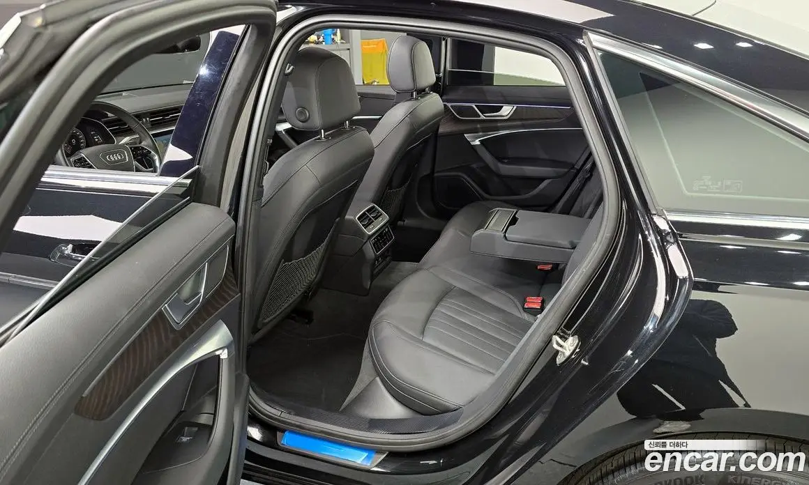 Audi A6 2022 2.0 автомат (гидро), фото 17
