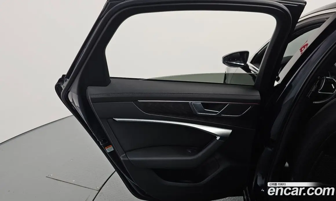Audi A6 2022 2.0 автомат (гидро), фото 15