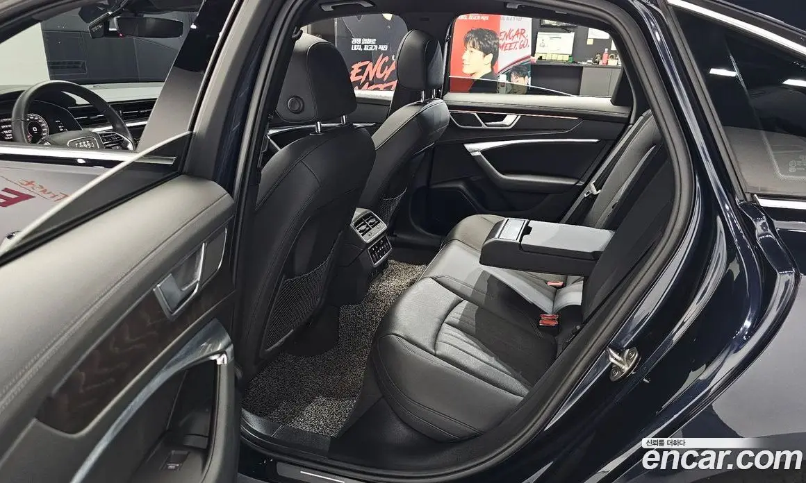 Audi A6 2022 2.0 автомат (гидро), фото 18
