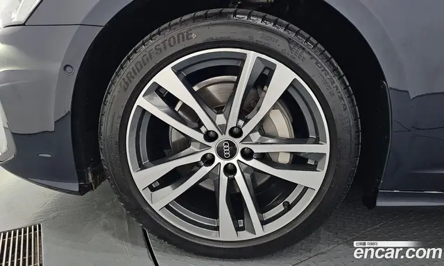 Audi A6 2022 2.0 автомат (гидро), миниатюра 5