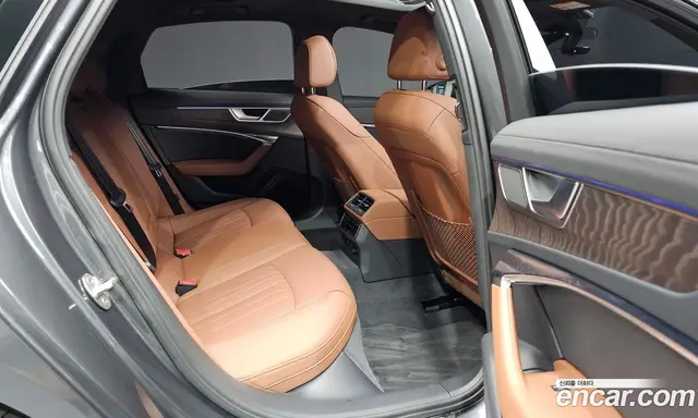 Audi A6 2023 2.0 автомат (гидро), миниатюра 11