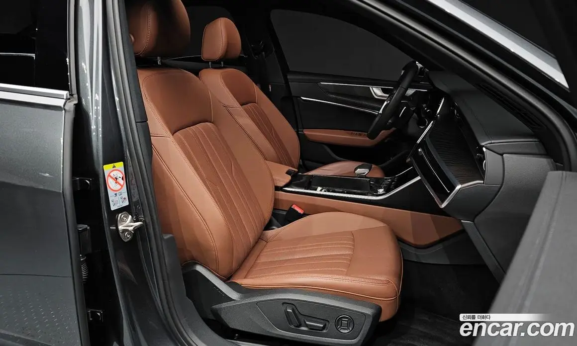 Audi A6 2023 2.0 автомат (гидро), фото 12