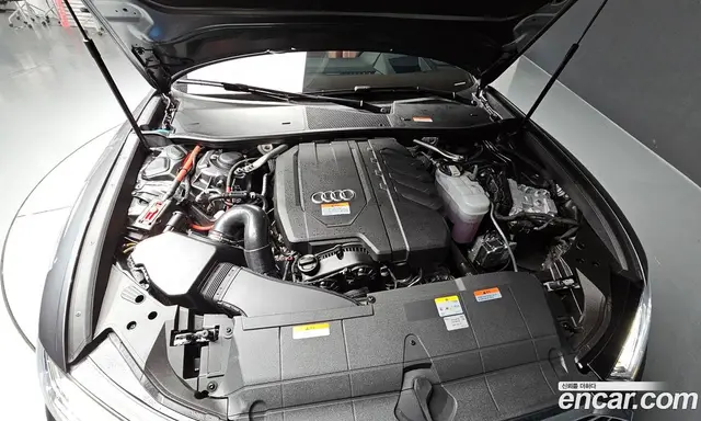 Audi A6 2023 2.0 автомат (гидро), миниатюра 6