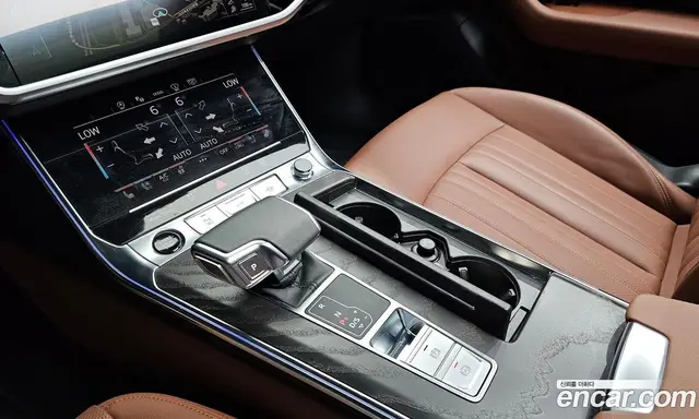 Audi A6 2023 2.0 автомат (гидро), миниатюра 9