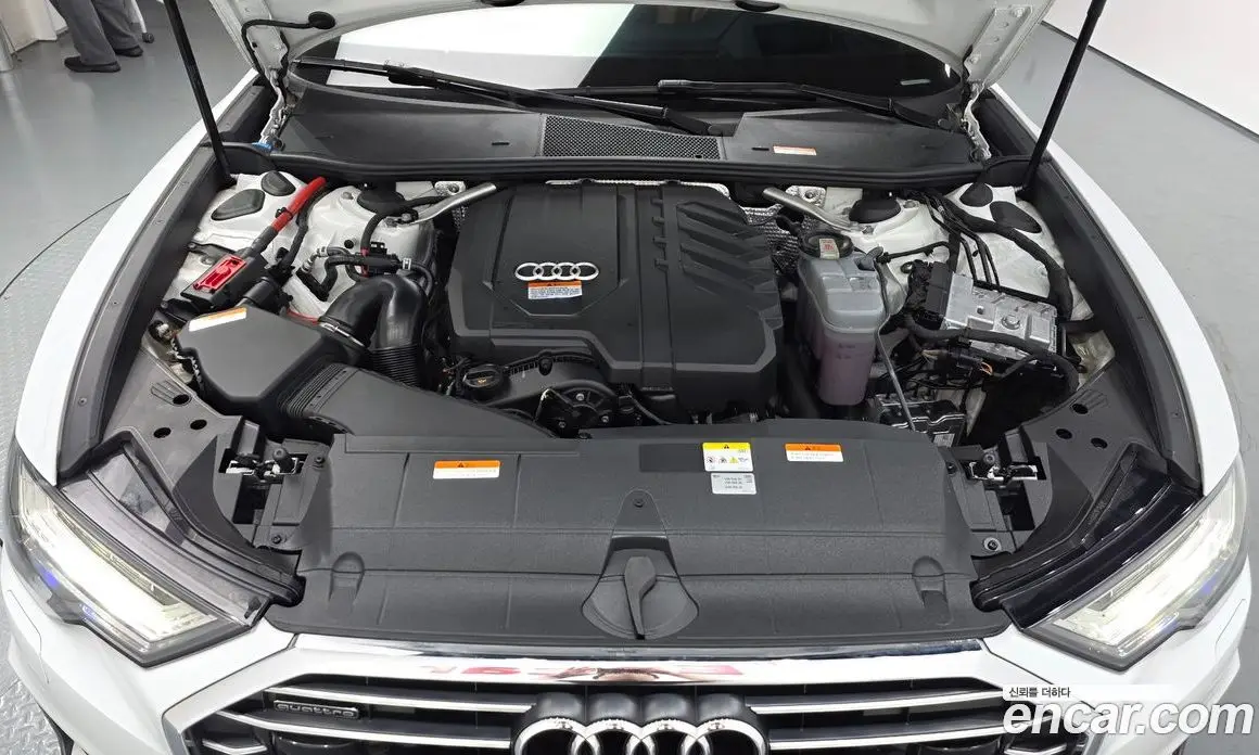 Audi A6 2023 2.0 автомат (гидро), фото 6